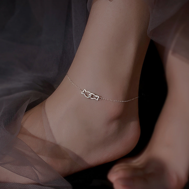 925 Silver Kissing Fish Anklet – Dainty White-Gold Chain by Syleane