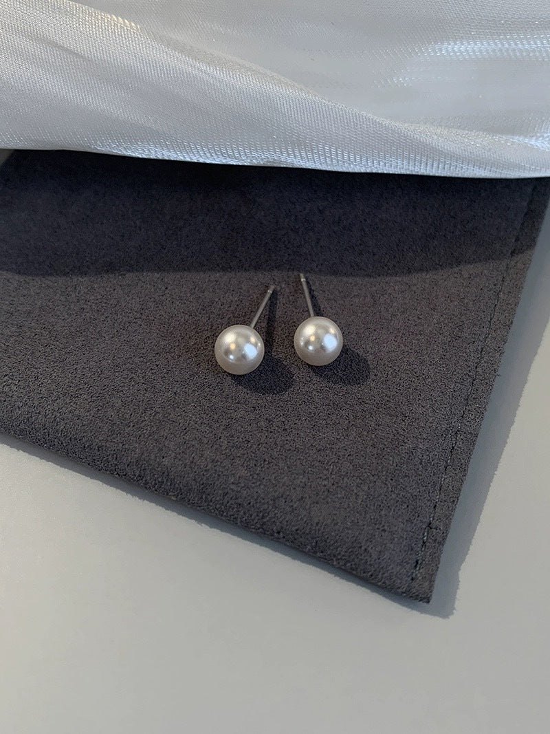 Tiny Pearl Stud Earrings in 925 Sterling Silver – Syleane