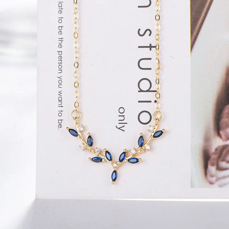 Blue Leaf Antler Necklace in 925 Silver – Gold Plated by Syleane